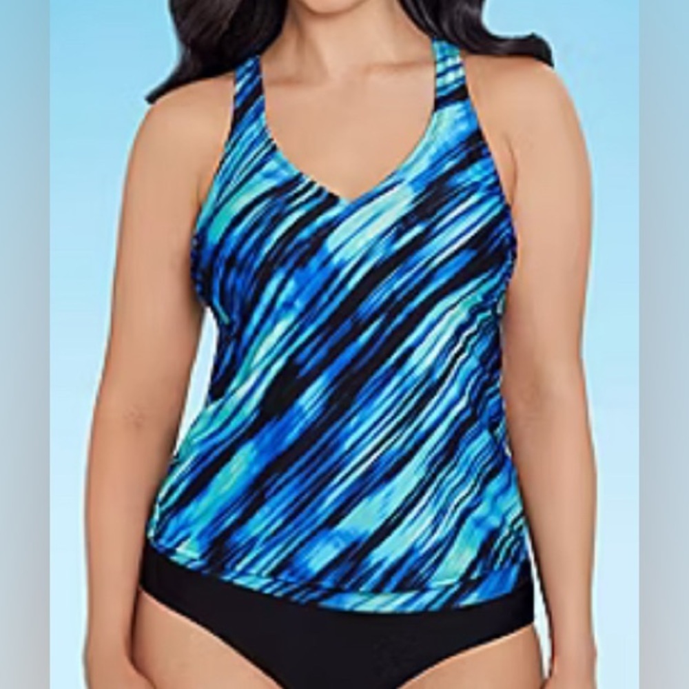 NEW-Version Tankini Swimsuit Top. XSmall. Color - Black Multi